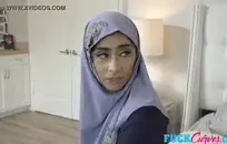 جبهة مورو ناضجة المشاغب تريد ممارسة الجنس العنيف مع ابنها.