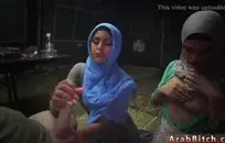 كومينغ مع اثنين من قضبان اصطناعية لنفسي ومشاهدته يفعل ذلك.