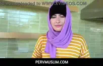 مثير جبهة تحرير مورو الإسلامية يأخذ الديك سميكة في الحمار.