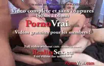 سخيف هذا خنثى شقراء الساخنة مع ديك ضخمة.